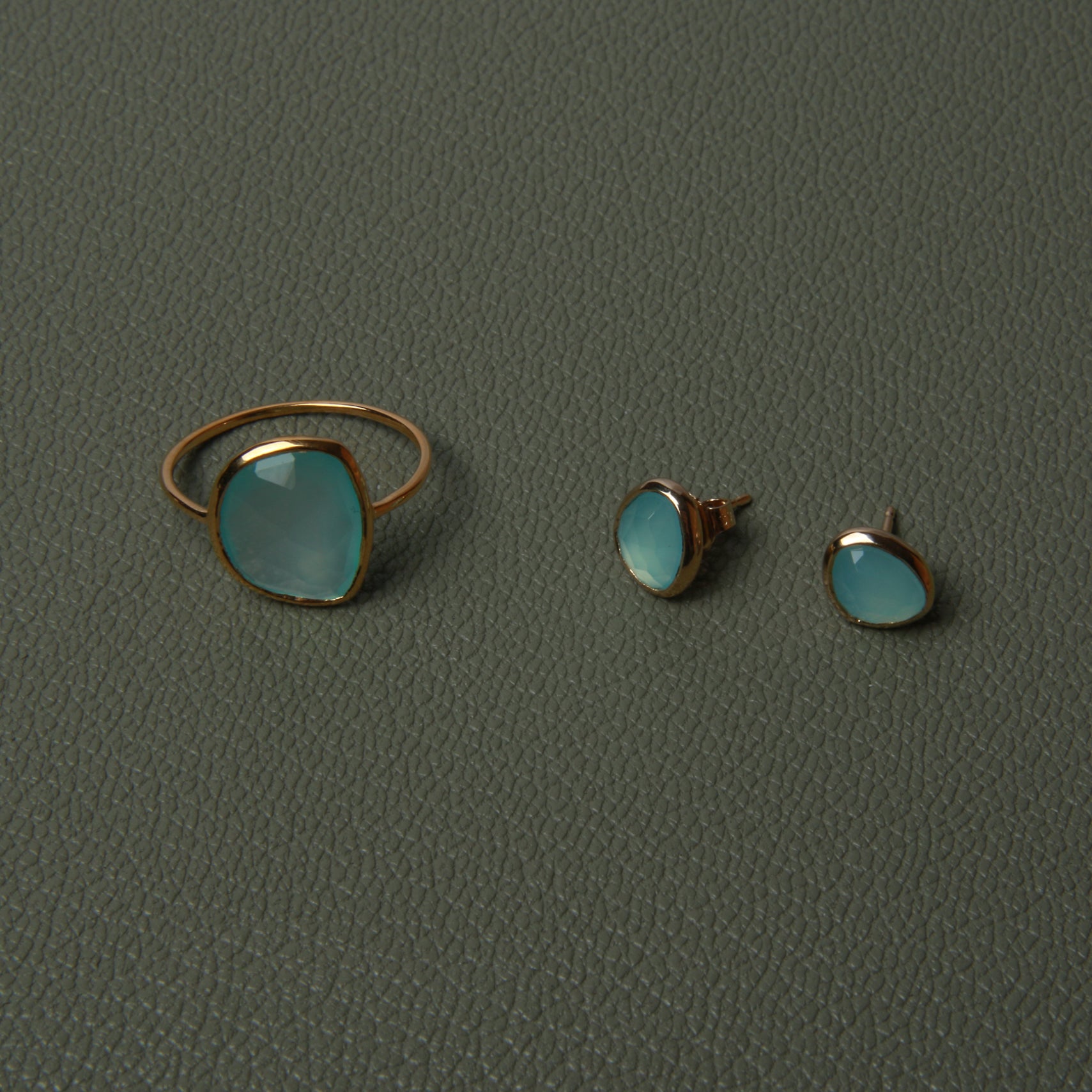 Beachy Bandit Ear Studs